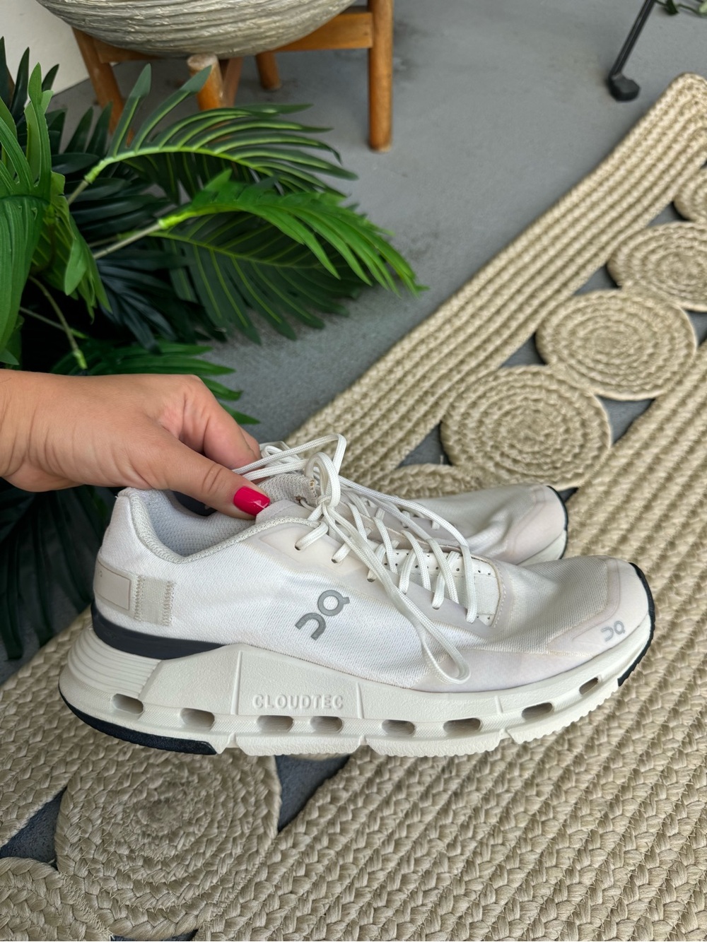 On Running Cloudtec White Monochrome Lightweight Women's Sneakers